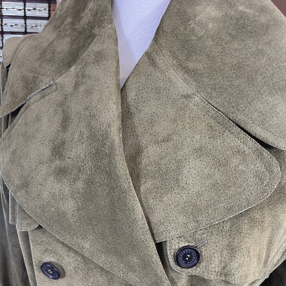 Vintage Burberry Suade Trenchcoat - Picture 7 of 17